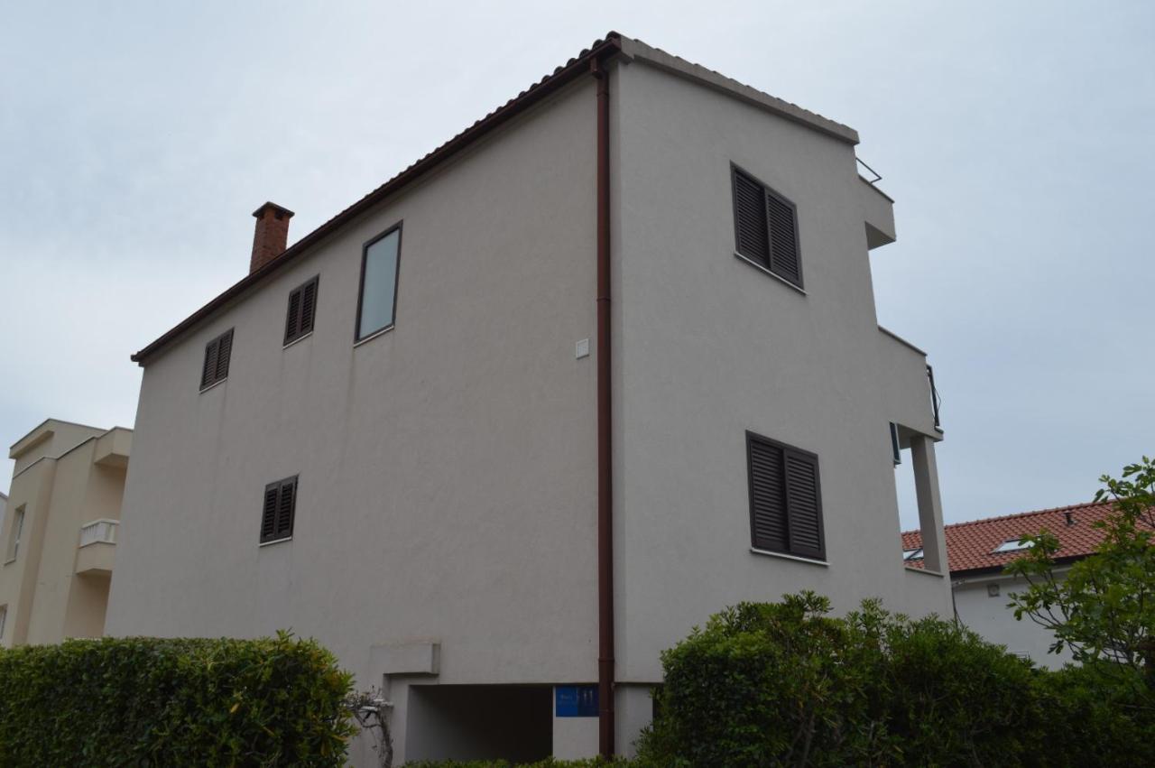 Soba Mira Apartment Makarska Exterior photo